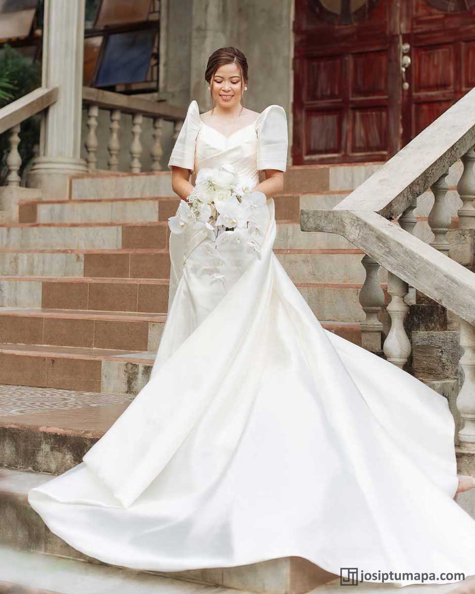 Traditional Filipino Wedding Dress with Modern Elegance - Josip Tumapa Traditional Filipino Wedding Dress with Modern Elegance - Josip Tumapa